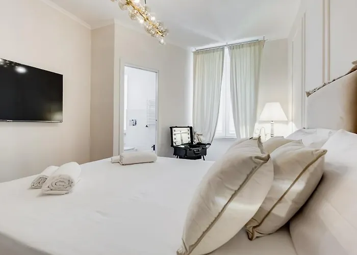 Apartment Vatican Design - New!